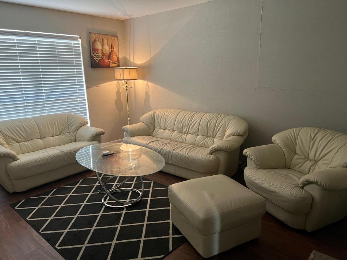 Appartement Lovely 1-bedroom Townhome With Amenities *