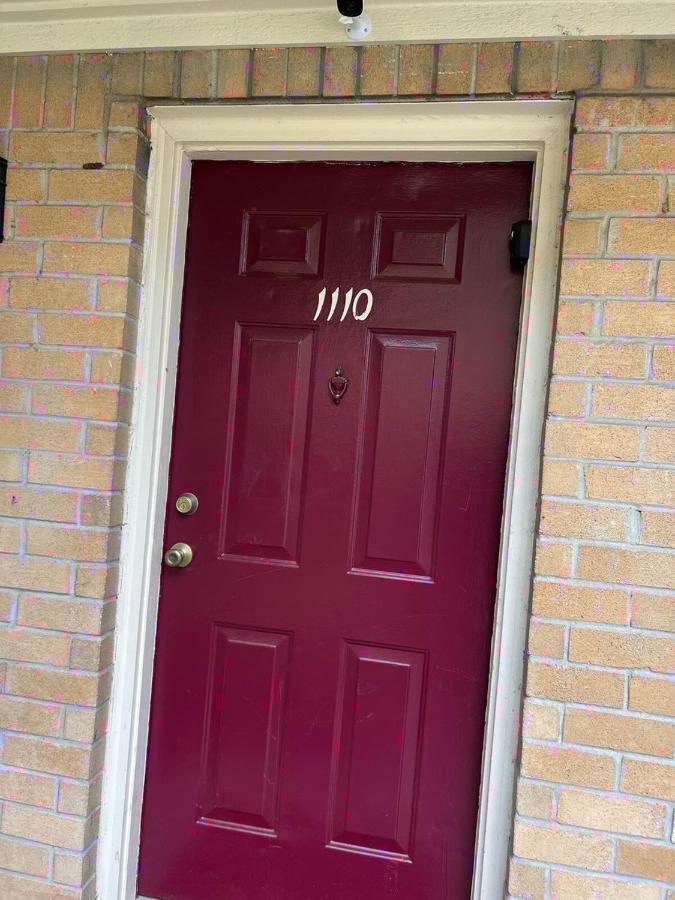 Lovely 1-bedroom Townhome With Amenities Houston