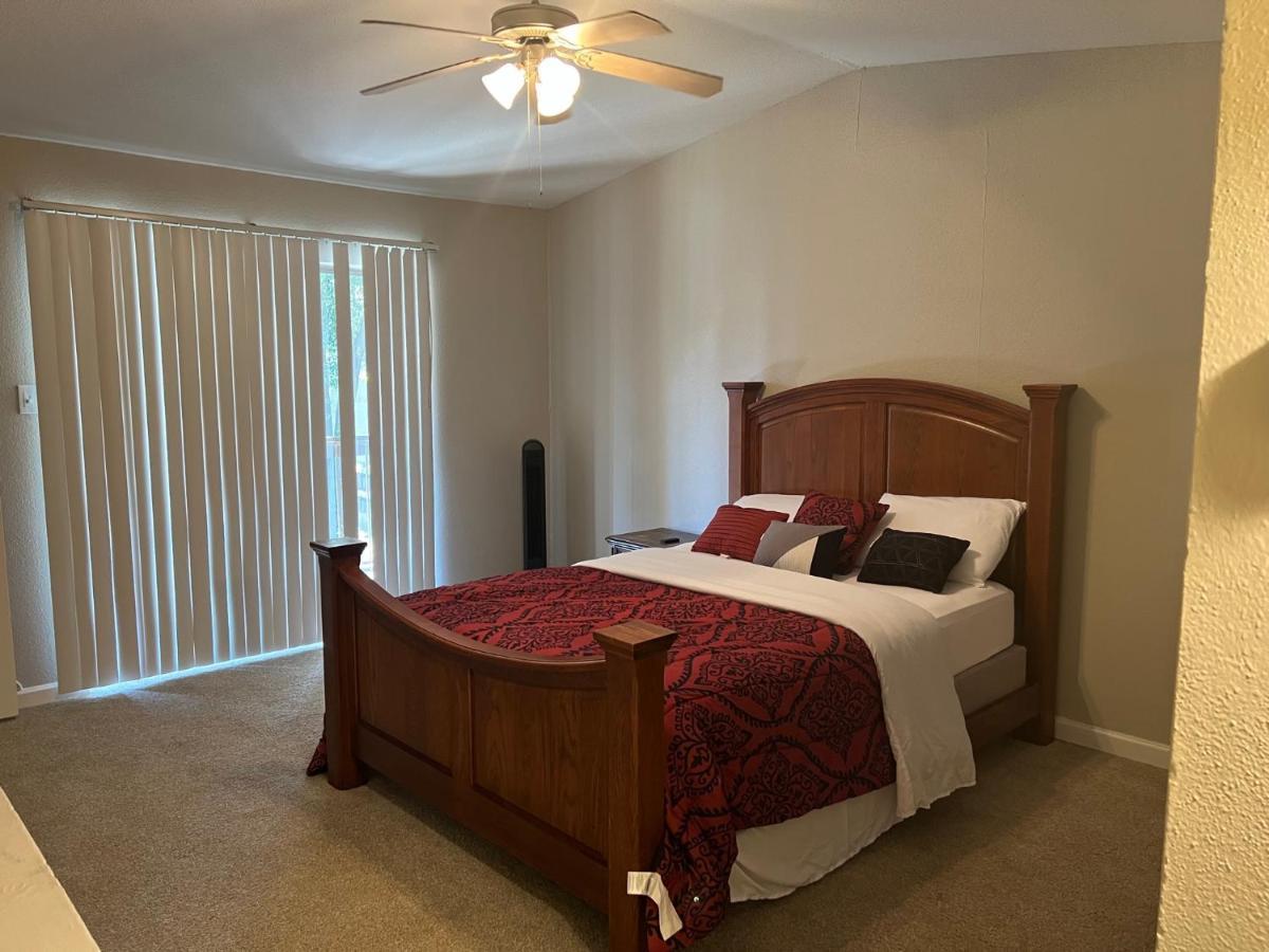 Appartement Lovely 1-bedroom Townhome With Amenities *